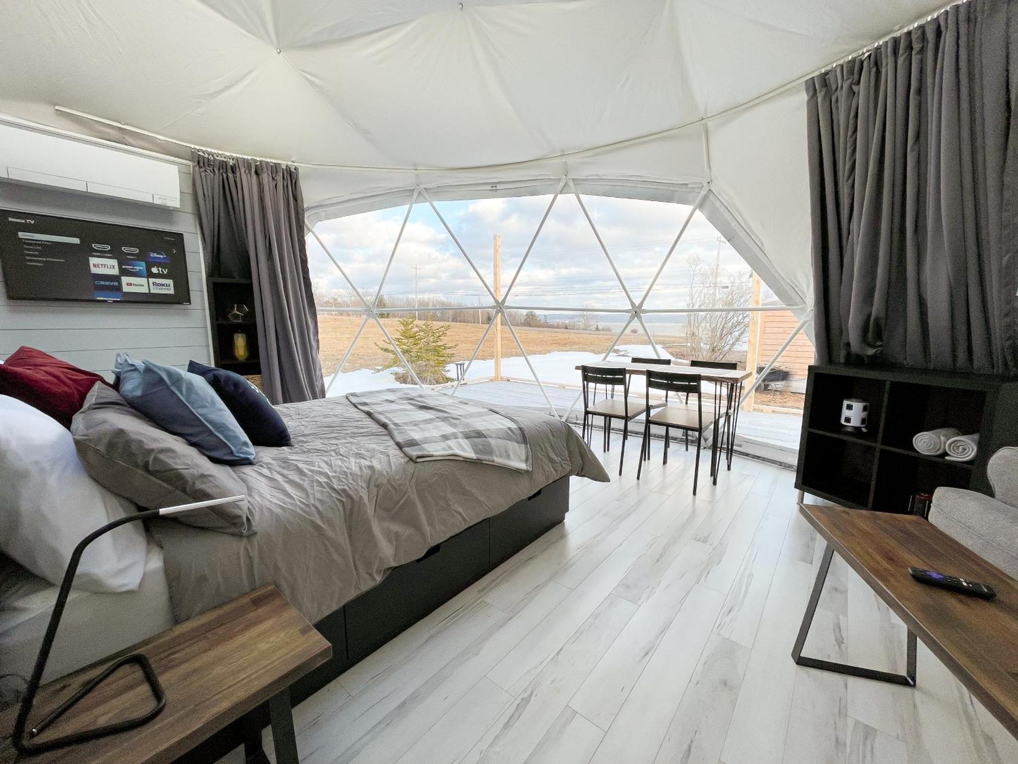 Victoria Beach Port Wade Glamping Domes 빌라 외부 사진